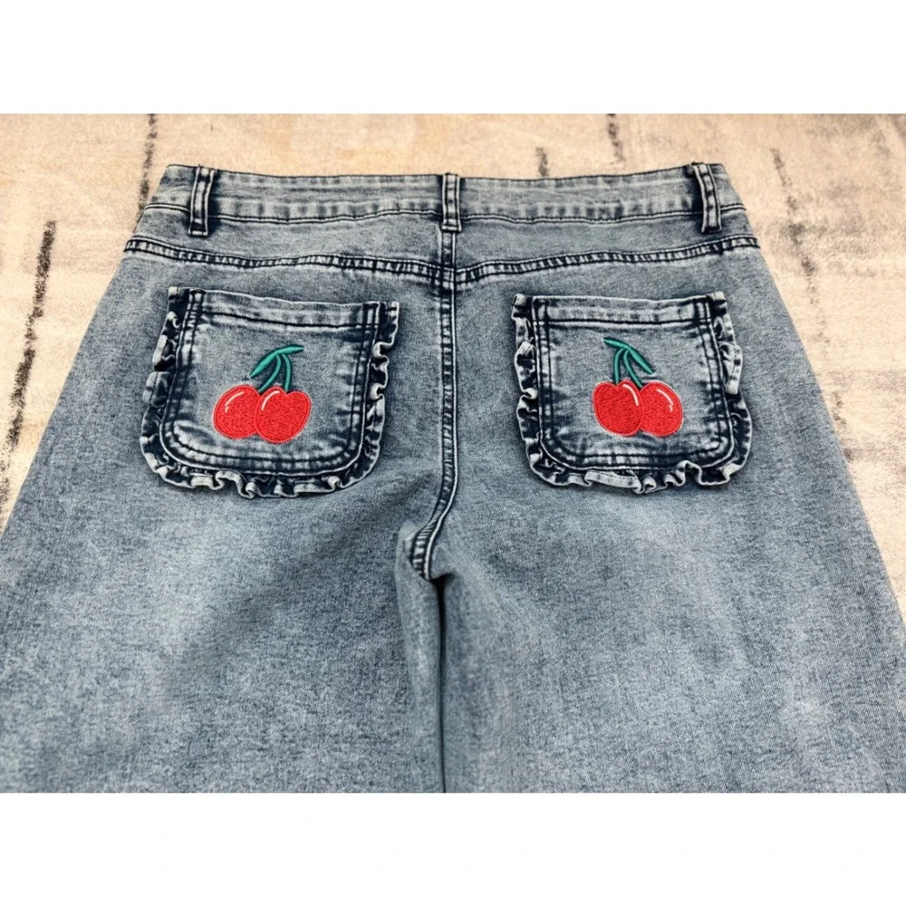 Mode Mistique Women Wide Leg Acid Wash Cherry Embroidered Ruffle Jeans 11/30